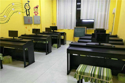 北京睿卡教育加盟费用与服务内容解析